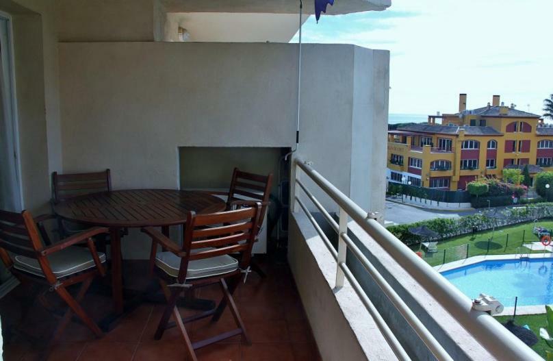 Costa Nagueeles Apartment